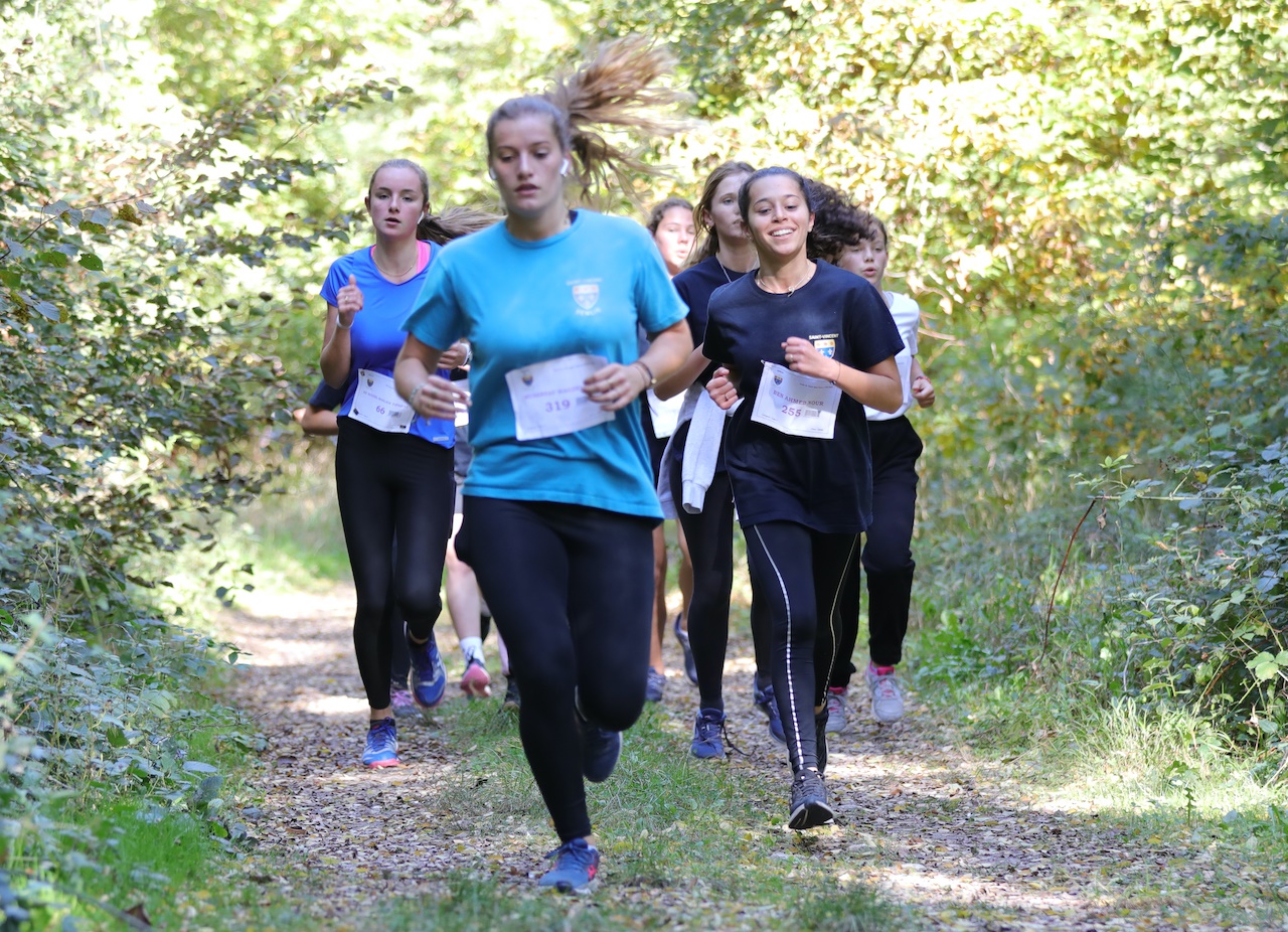 élèves au cross